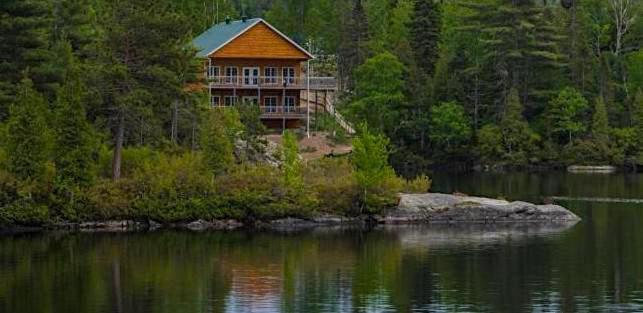 Auberge La Taniere Тадуссак Экстерьер фото